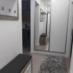 Luxury Apartment With A Fireplace And Free Parking!