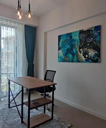 Apartment Luxury Apartment With A Fireplace And Free Parking!